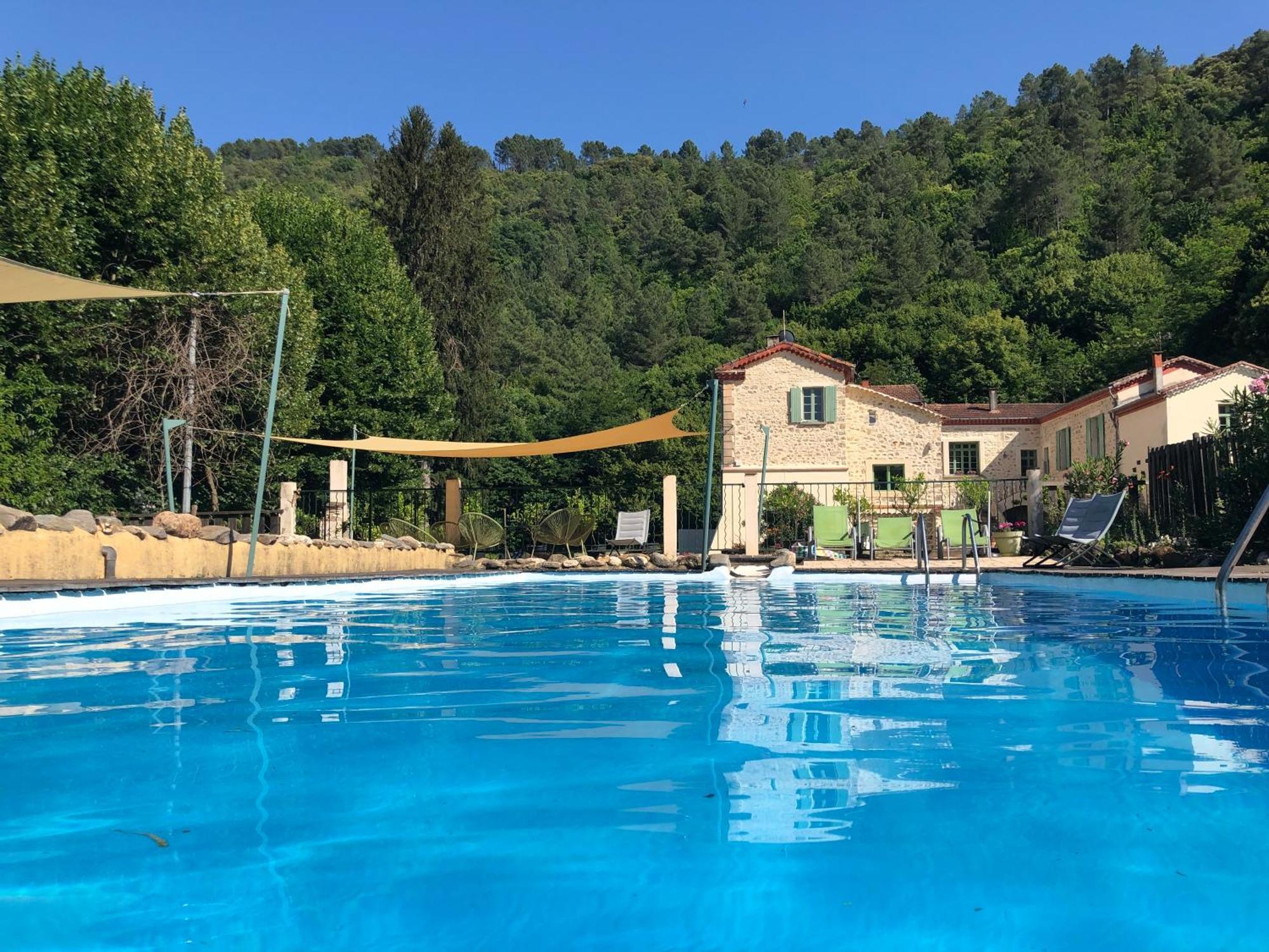 Chateau Du Fraissinet, 6 Gites Sleeping 2-8 Guests, Pool And River On Site La Tronche  Exteriör bild