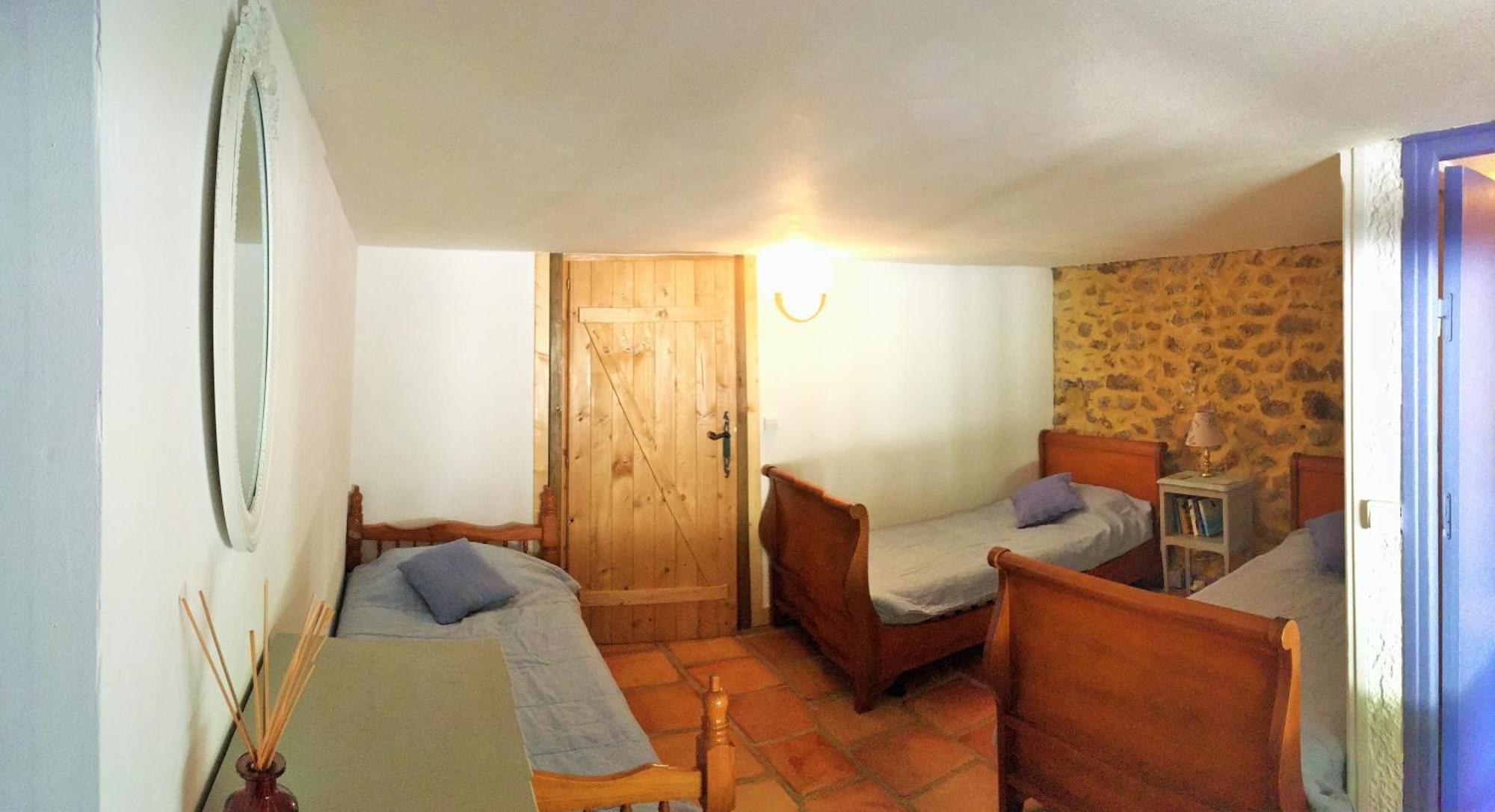 Chateau Du Fraissinet, 6 Gites Sleeping 2-8 Guests, Pool And River On Site La Tronche  Exteriör bild